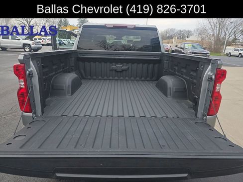Certified 2025 Chevrolet Silverado 1500 LT AWD/4WD image 19