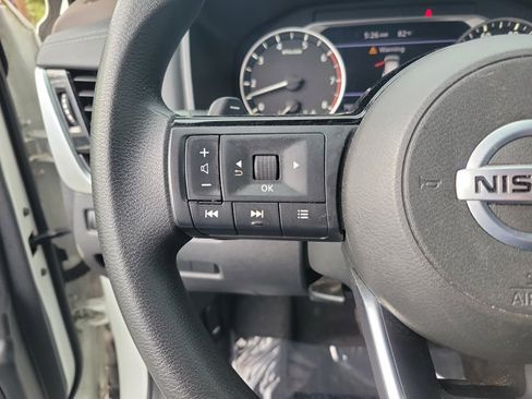 Used 2021 Nissan Rogue SV FWD image 21