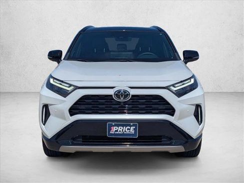 Used 2025 Toyota RAV4 XSE w/ Advanced Technology Package AWD/4WD image 2
