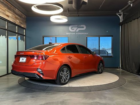 Used 2023 Kia Forte GT-Line w/ GT-Line Premium Package image 3