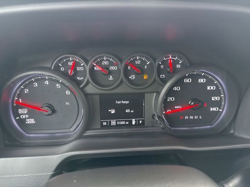 Used 2022 Chevrolet Silverado 1500 Custom image 16