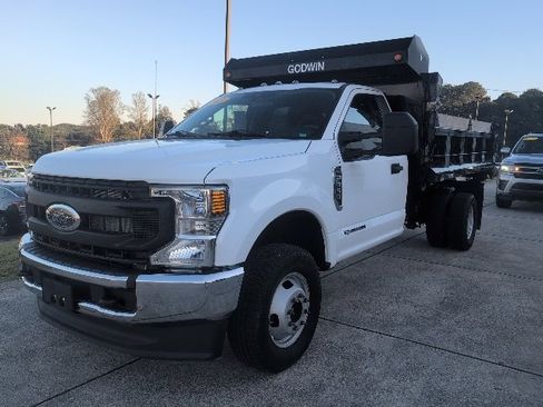 Used 2022 Ford F350 XL w/ XL Value Package image 3