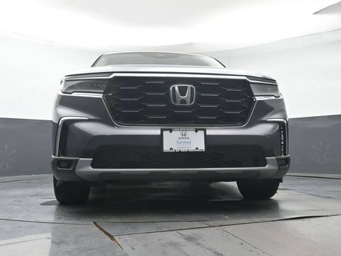 Used 2023 Honda Pilot Touring image 39