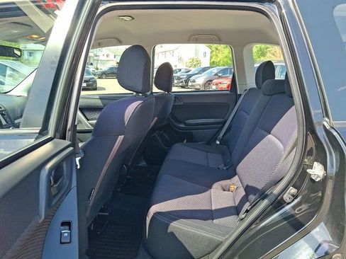 Used 2017 Subaru Forester 2.5i w/ Alloy Wheel Package AWD/4WD image 10