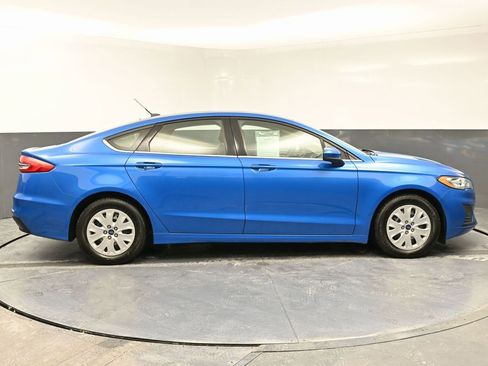 Used 2019 Ford Fusion S image 8
