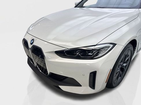Used 2023 BMW i4 eDrive40 RWD image 16