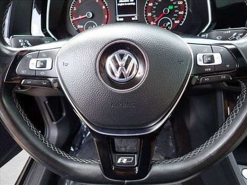 Used 2019 Volkswagen Jetta FWD image 12