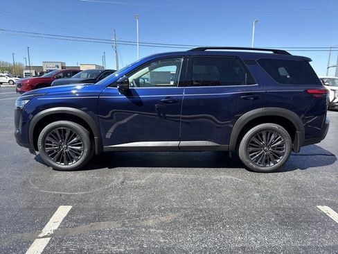 New 2026 Nissan Pathfinder SL w/ SL Premium Package AWD/4WD image 11