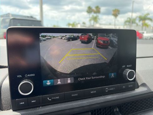 Certified 2025 Honda CR-V EX image 18