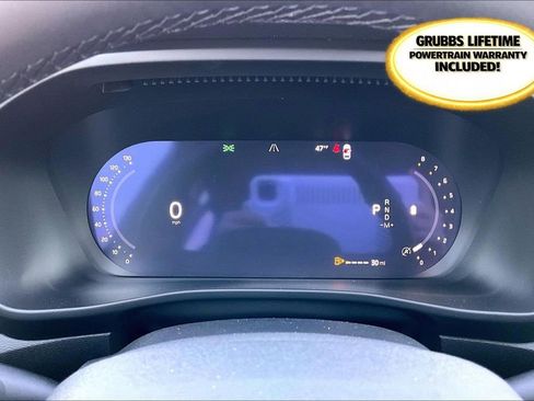 New 2026 Volvo XC40 B5 Plus w/ Protection Package Premier image 24