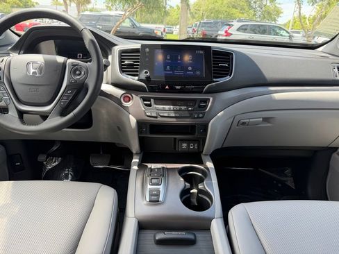 Used 2023 Honda Ridgeline RTL image 12