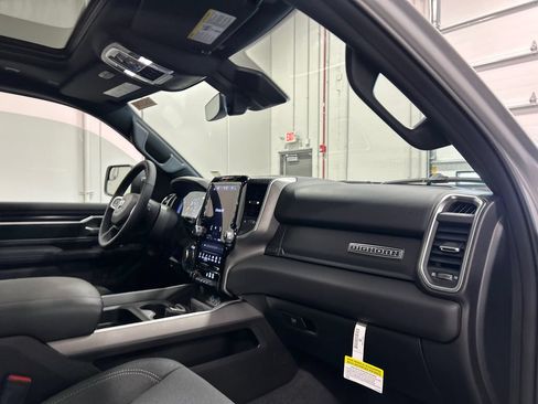 New 2026 RAM 1500 Big Horn AWD/4WD image 36