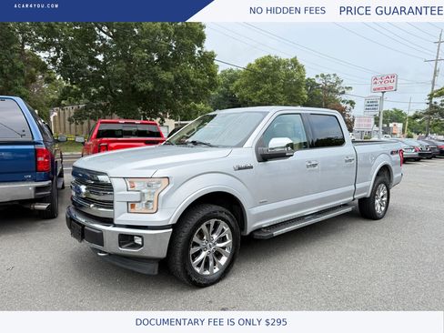 Used 2017 Ford F150 Lariat w/ Equipment Group 502A Luxury AWD/4WD image 4