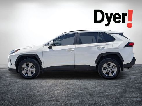 Used 2024 Toyota RAV4 XLE w/ Convenience Package FWD image 7