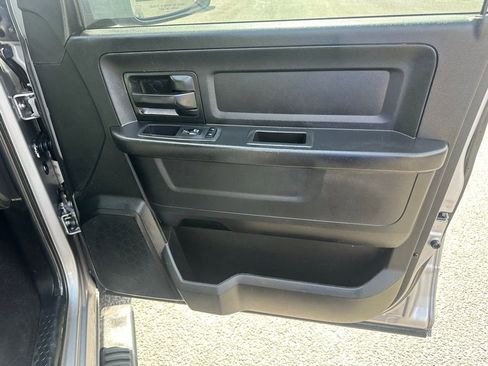 Used 2019 RAM 1500 Tradesman w/ Tradesman SXT Package image 21