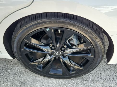 Used 2024 Lexus ES 350 F Sport w/ Accessory Package (Z2) FWD image 9