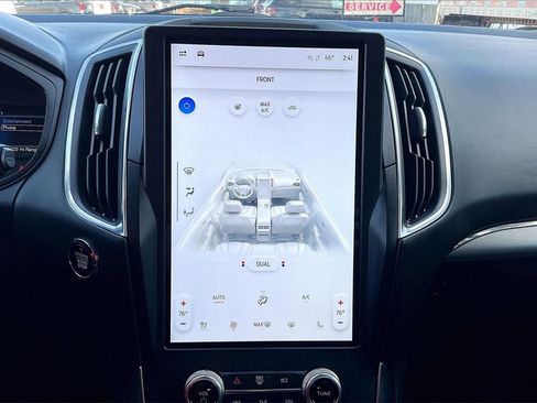 Used 2024 Ford Edge Titanium image 31