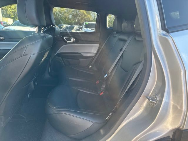 Used 2024 Jeep Compass Limited AWD/4WD image 13