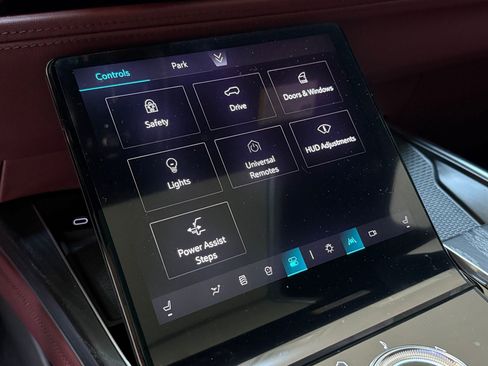 New 2026 Cadillac Escalade ESV Sport w/ LPO, ONYX Package image 39