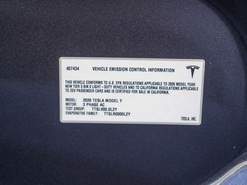 Used 2026 Tesla Model Y AWD image 26