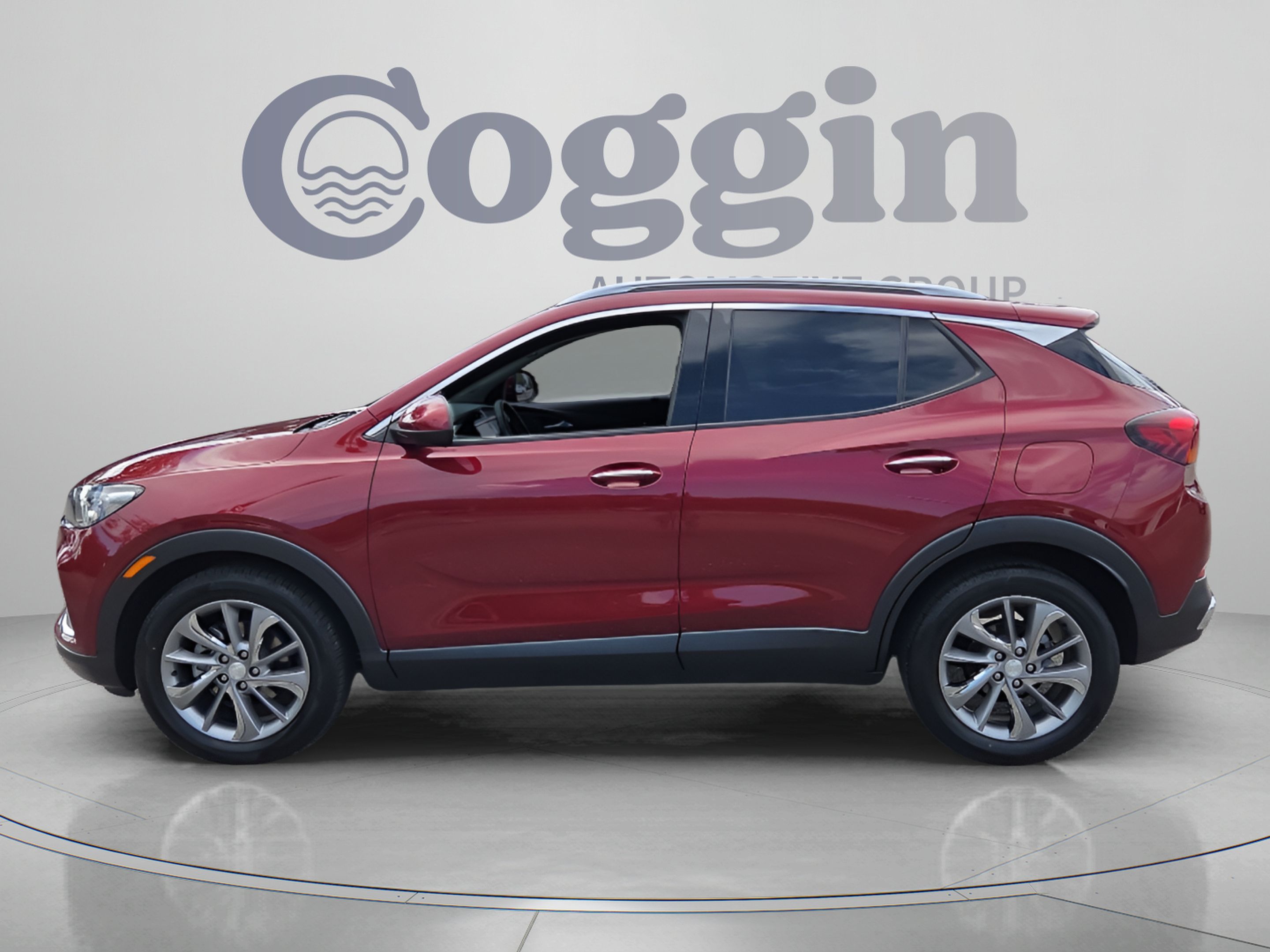 Used 2023 Buick Encore GX Essence w/ Experience Buick Package FWD image 2
