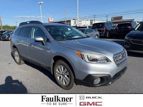 Used 2017 Subaru Outback 2.5i Premium AWD/4WD image 1