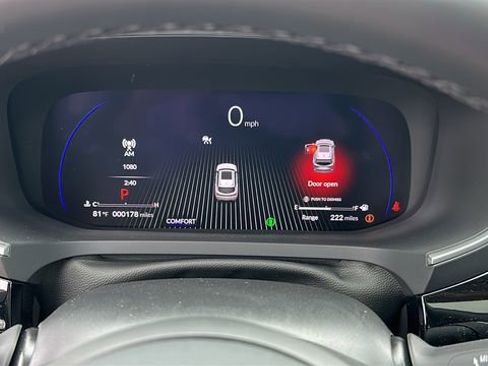 New 2026 Acura MDX SH-AWD image 16