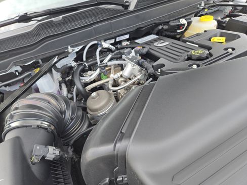 New 2026 RAM 3500 Tradesman AWD/4WD image 21