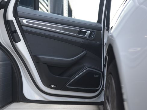 Certified 2023 Porsche Panamera Platinum Edition RWD image 33