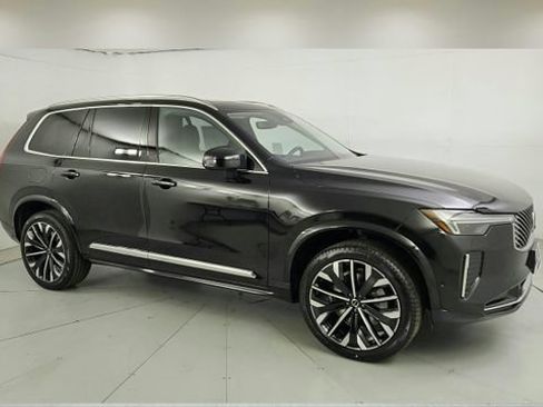 New 2026 Volvo XC90 B6 Plus w/ Protection Package AWD/4WD image 2