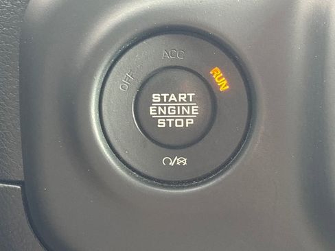 Used 2021 Jeep Wrangler Unlimited Sport image 15