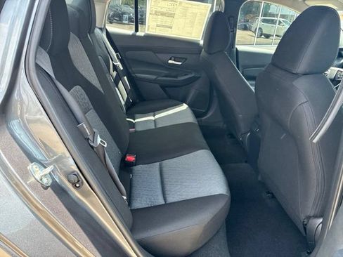 Used 2026 Nissan Sentra SV w/ SV Convenience Package FWD image 9