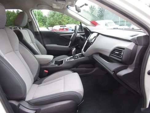 Used 2020 Subaru Outback Premium AWD/4WD image 17