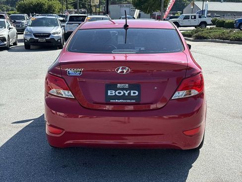 Used 2016 Hyundai Accent SE w/ Option Group 02 FWD image 7
