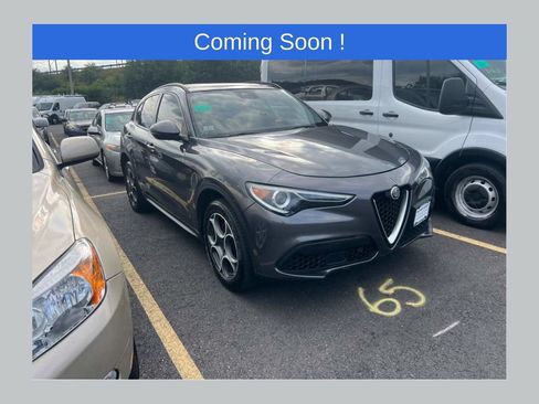 Used 2018 Alfa Romeo Stelvio Sport w/ Quick Order Package 22J Sport AWD/4WD image 1