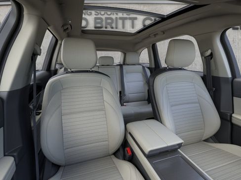 New 2026 Lincoln Nautilus Reserve w/ Jet Appearance Package AWD/4WD image 10
