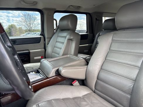 Used 2003 HUMMER H2 w/ Preferred Equipment Group AWD/4WD image 13