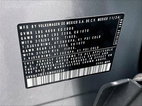 Used 2025 Volkswagen Taos S image 33