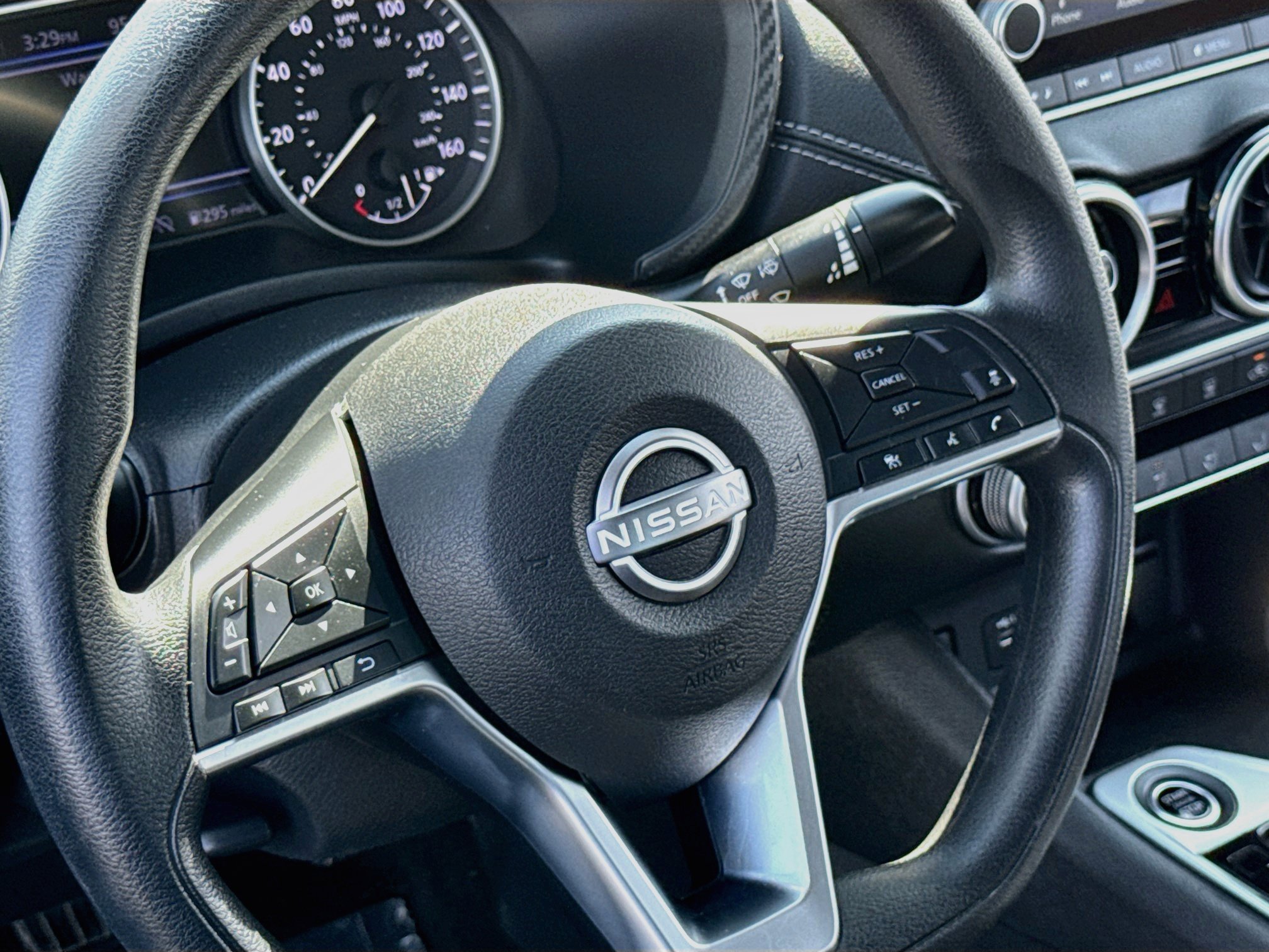 Used 2024 Nissan Sentra SV FWD image 12