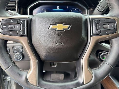 Certified 2024 Chevrolet Silverado 2500 High Country w/ Technology Package image 18