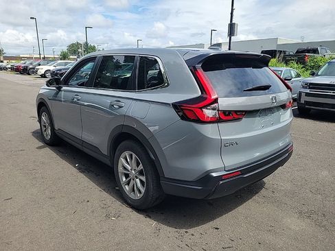 Used 2024 Honda CR-V EX image 6