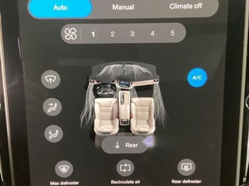 New 2026 Volvo XC90 T8 Plus w/ Protection Package Premier image 26