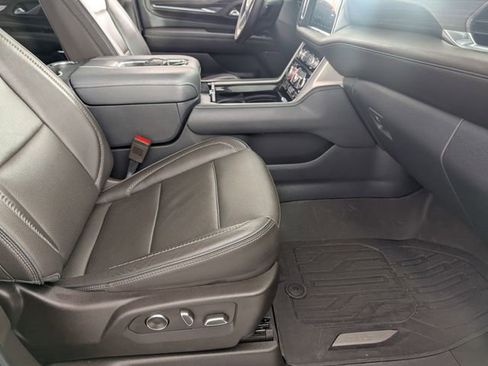 Used 2023 GMC Yukon XL Denali w/ Max Trailering Package image 34