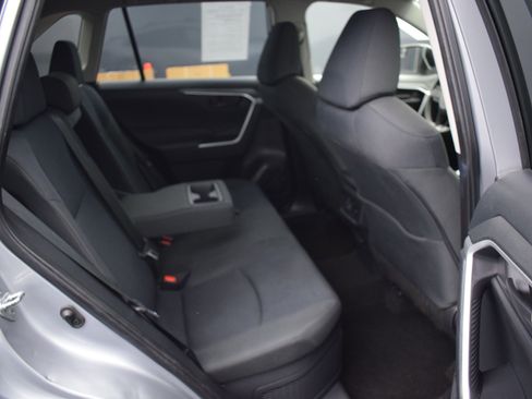 Used 2023 Toyota RAV4 LE image 11