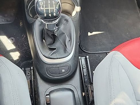 Used 2014 FIAT 500L Easy FWD image 15