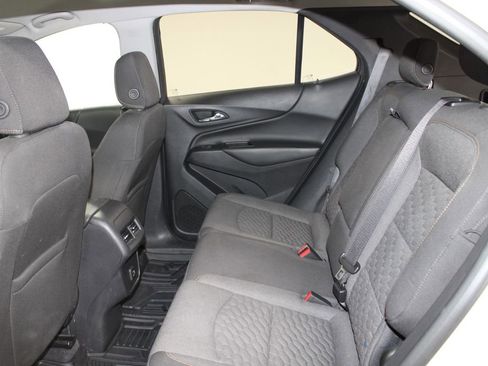 Used 2020 Chevrolet Equinox LT FWD image 22