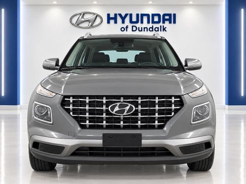 Used 2021 Hyundai Venue SEL w/ Cargo Package FWD image 5