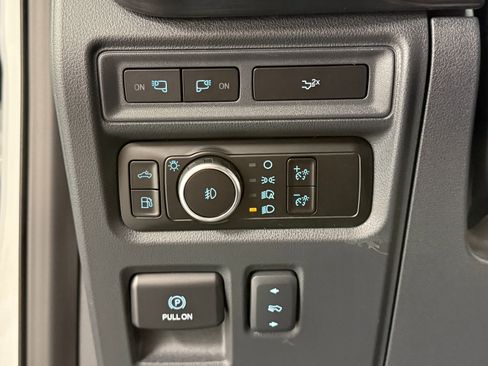 Used 2023 Ford F150 Lariat w/ Equipment Group 502A High image 22