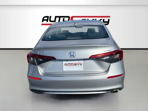 Used 2024 Honda Civic Sport image 6