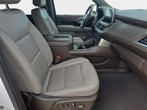 Used 2021 Chevrolet Tahoe LT image 12